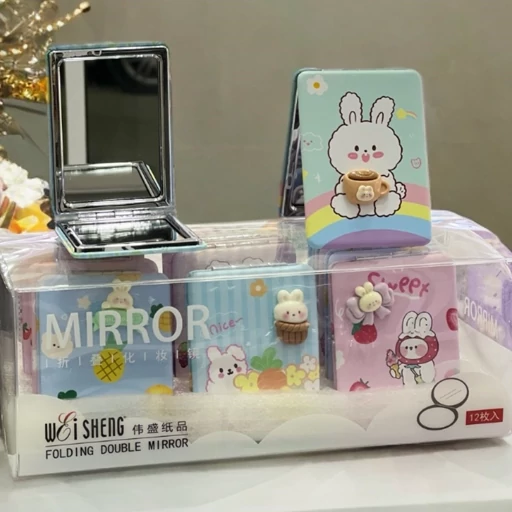 آینه آرایشی جلدچرمی استیکردار