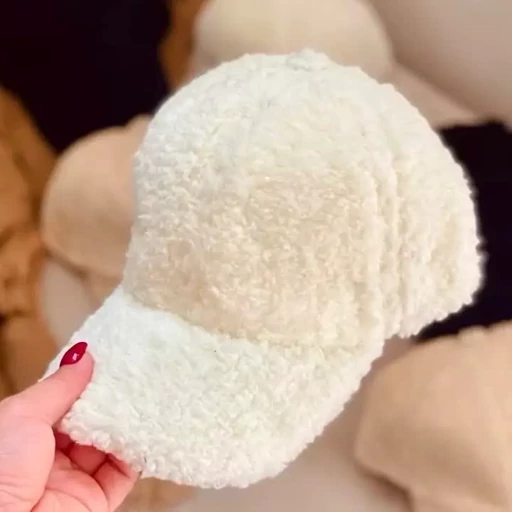 کلاه کپ سفید